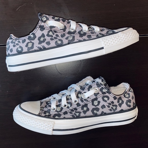 leopard print converse size 5